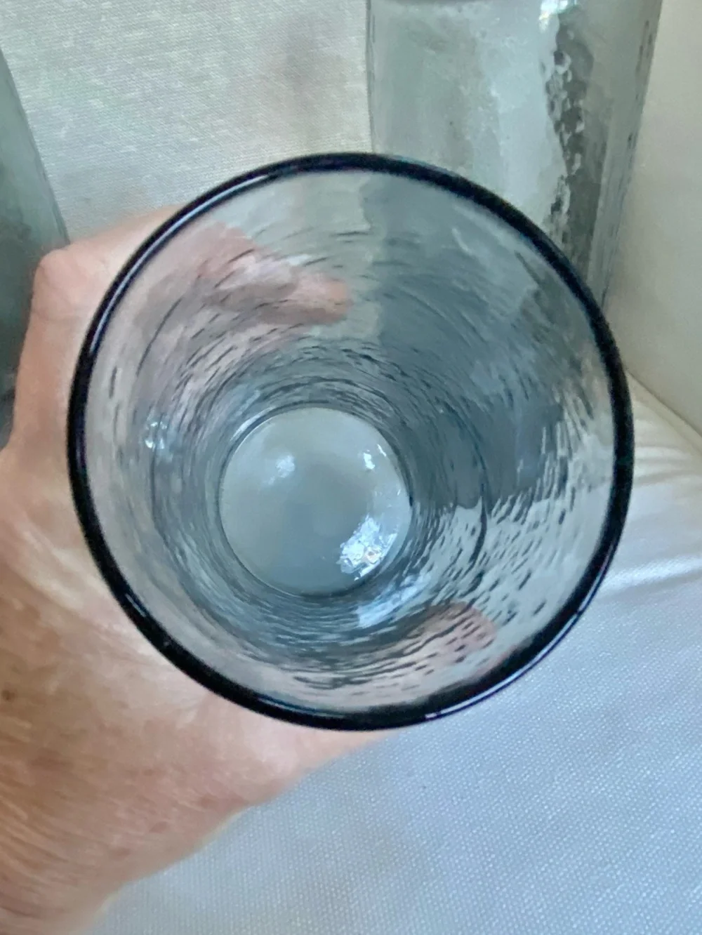 Set of 4 Handblown Smoky Gray Hammered Glass Tumbler Glasses Pottery Barn ?
